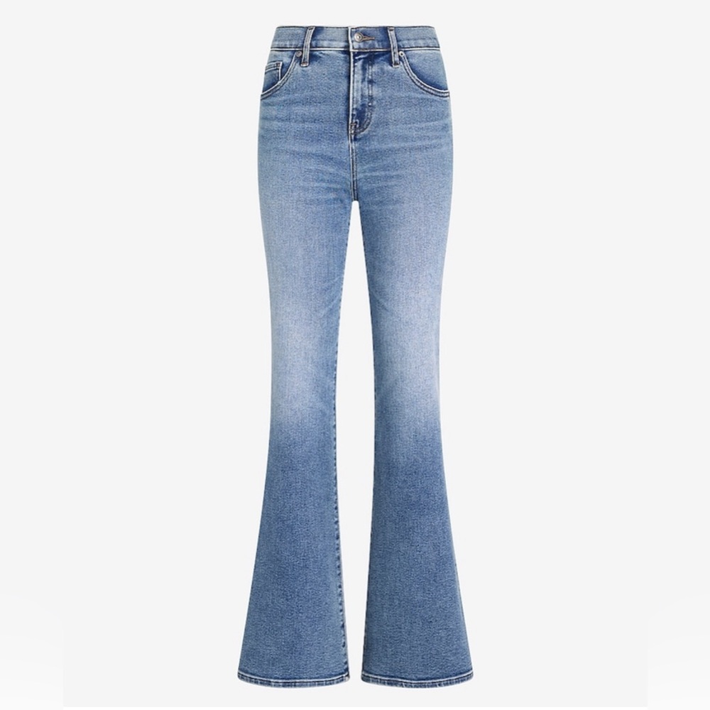 Mid Rise Medium Wash Hyper
Sculpt '70s Flare Jeans size 10 short